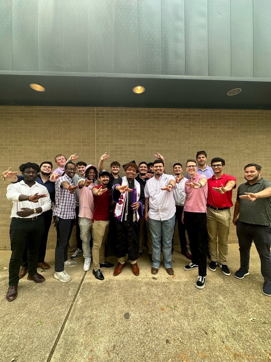 Congratulations to our brothers Alex Sanchez, Emile Smith, Jay Teamer, And Heath sharr on Graduating!