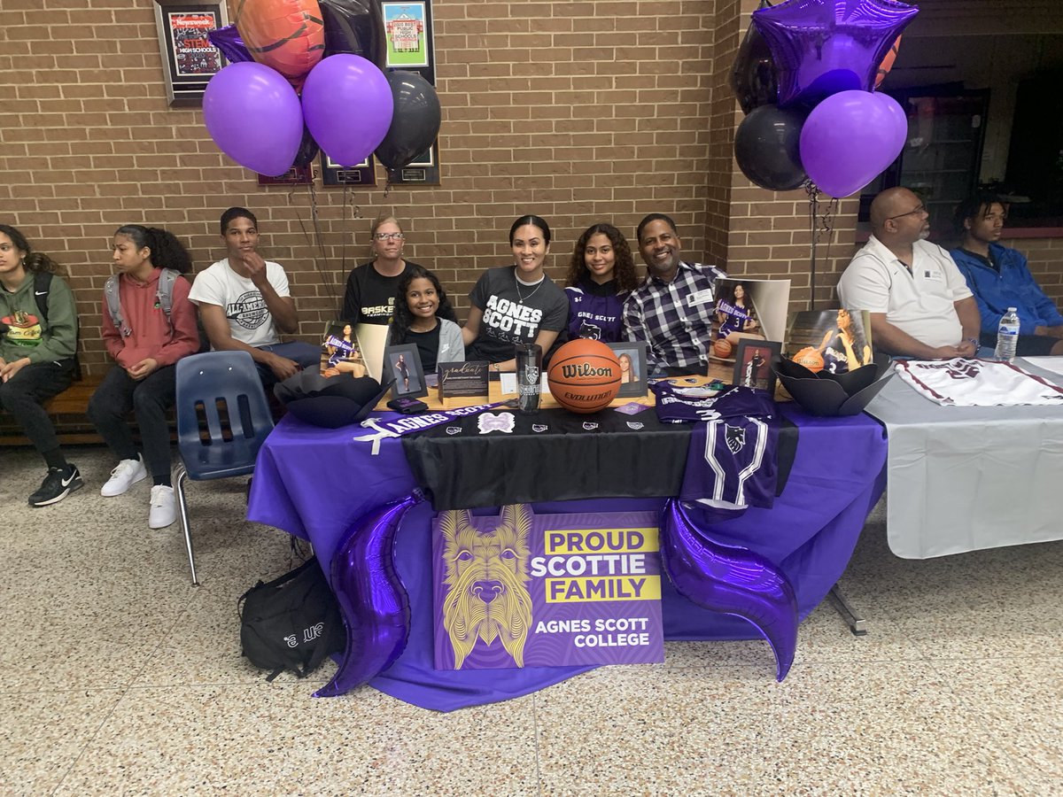 Lady Broncos Basketball tweet media