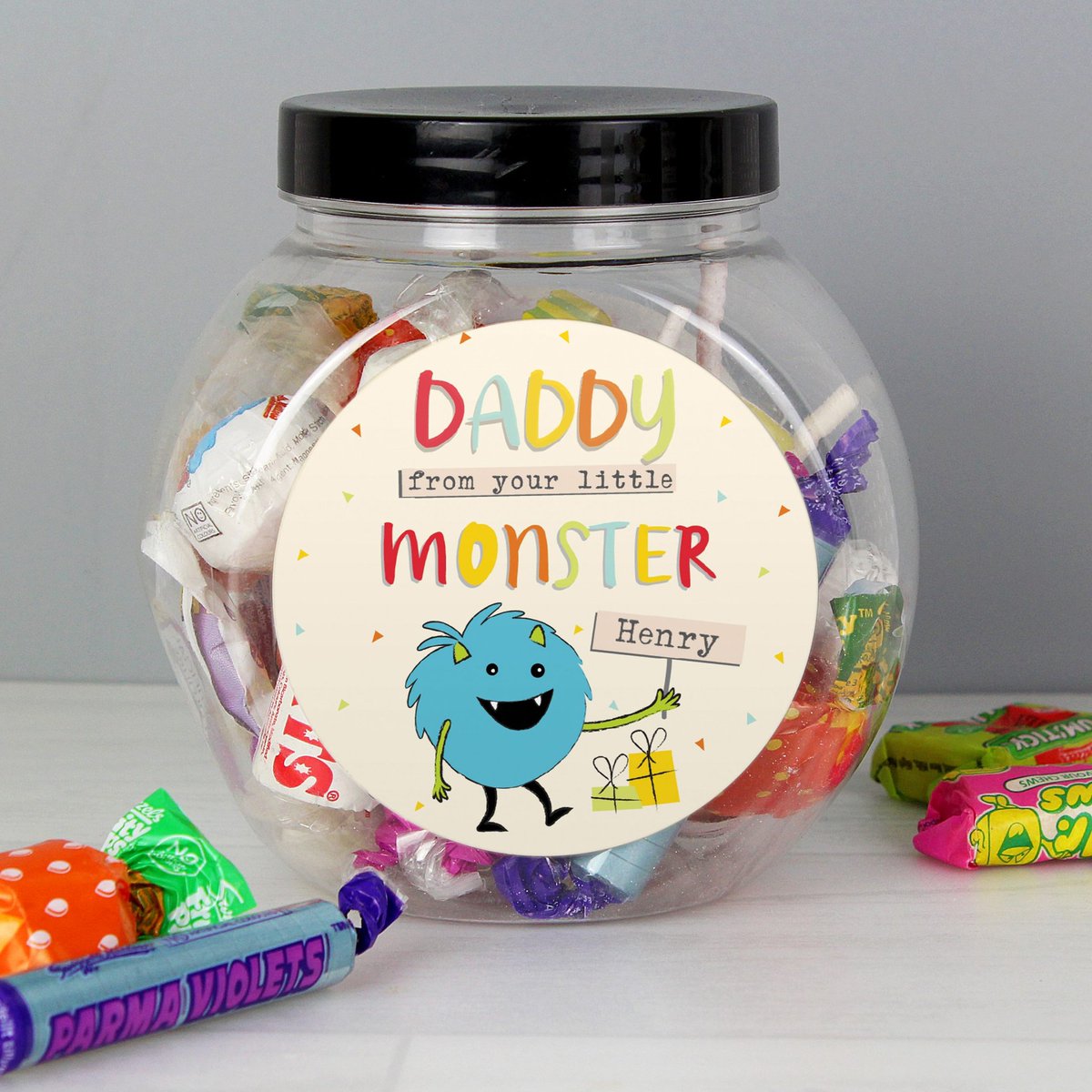 A sweet treat for Dad this Father’s Day xclusivegifts.co.uk/product/person…
#sweetjar #sweetshop #freegiftbox #giftideas #picknmix #smallbusiness #sweetcones #detalles #sweetjars #chocolate #christmas #pickandmix  #chocolatelover  #chocolatejar #personalised #marshmallows #MHHSBD