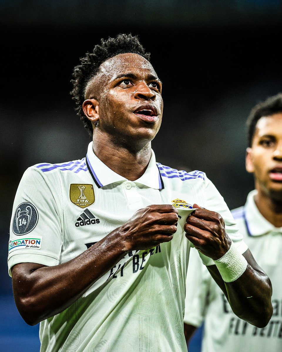 MSportOfficial's tweet image. Real Madrid takes the lead at the Bernabeu!

1-0

#MSport #UCLlive