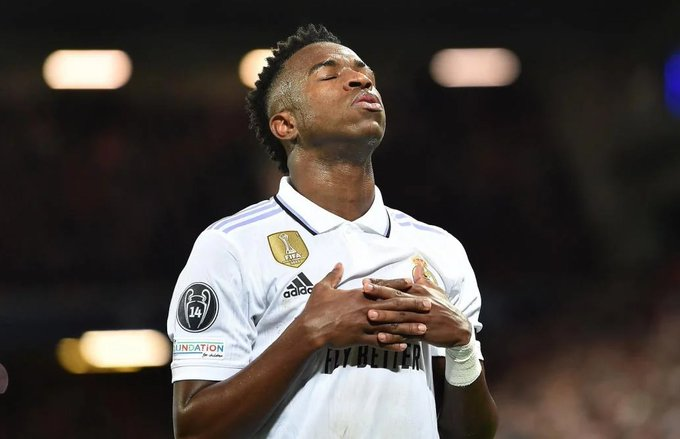 MKBALL10's tweet photo. Forget Haaland and Mbappe, Vini Junior will become the best player in the world 💫 https://t.co/ha0LQF8R6D