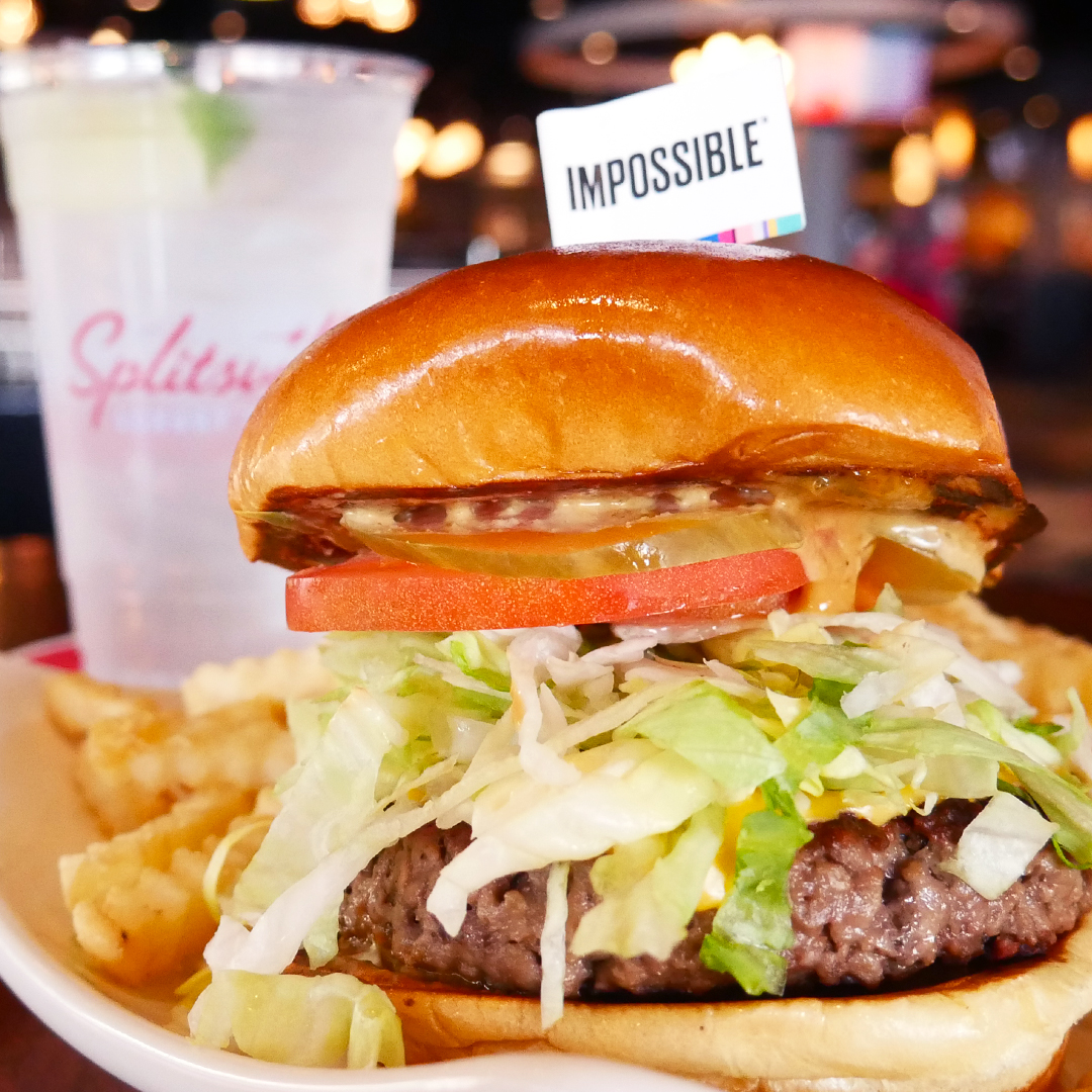 Looking for a meatless sandwich option? Well then step right up! 

Our 𝐈𝐦𝐩𝐨𝐬𝐬𝐢𝐛𝐥𝐞 𝐁𝐮𝐫𝐠𝐞𝐫 is completely plant-based and can be altered to become fully vegan by request! 🌱🍔

#DowntownDisney