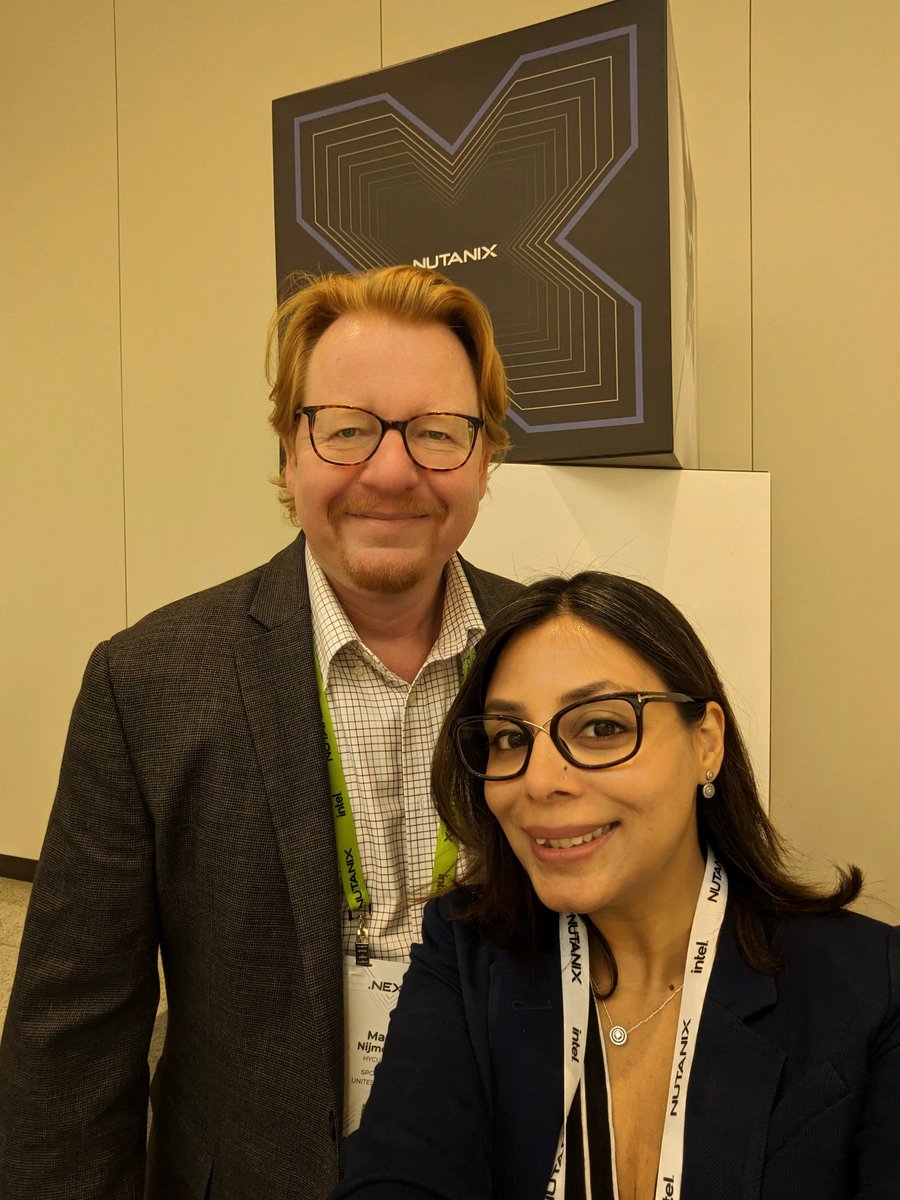 Kicking off the <a href="/nutanix/">Nutanix Inc.</a> #NEXTconf with some old friends and new partners ;) Better together always 💜 @MarkNijmeijerCA 
 #purpleparty