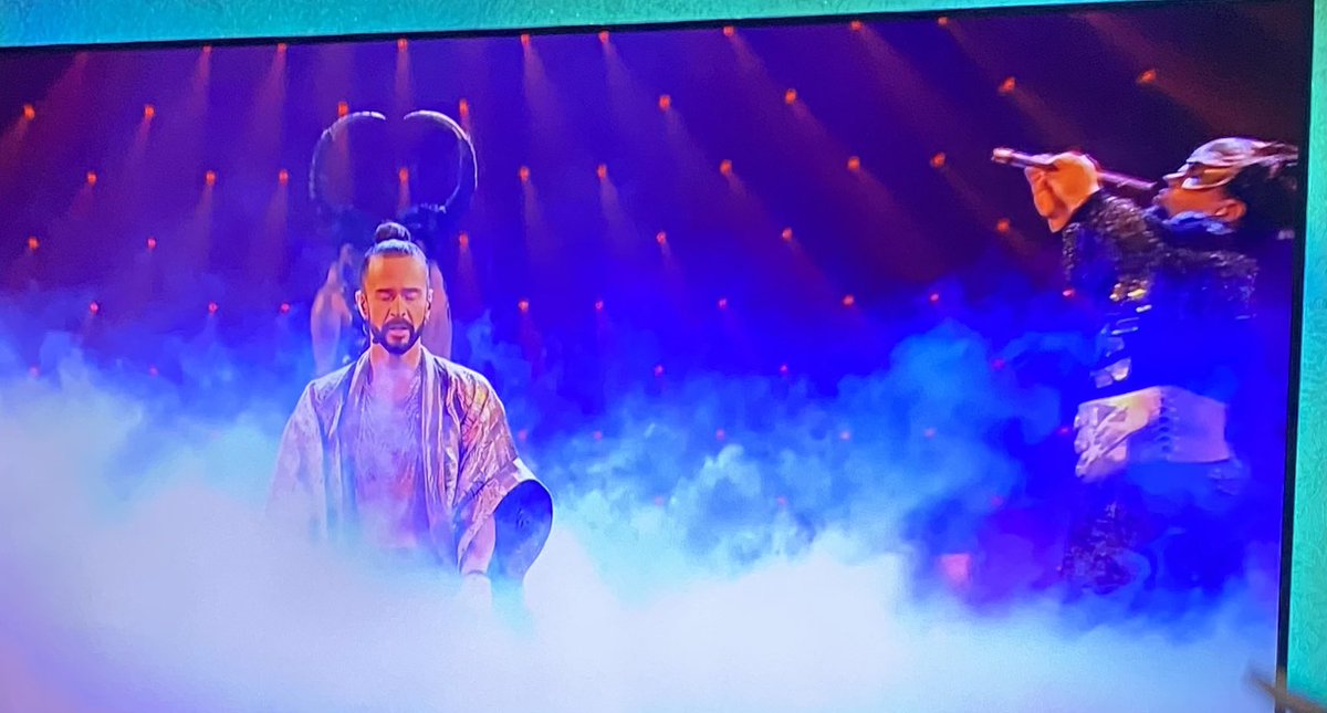 Wonder_9999's tweet photo. Фродо и Гендольф 

 #Eurovision https://t.co/JzTum84Bnw