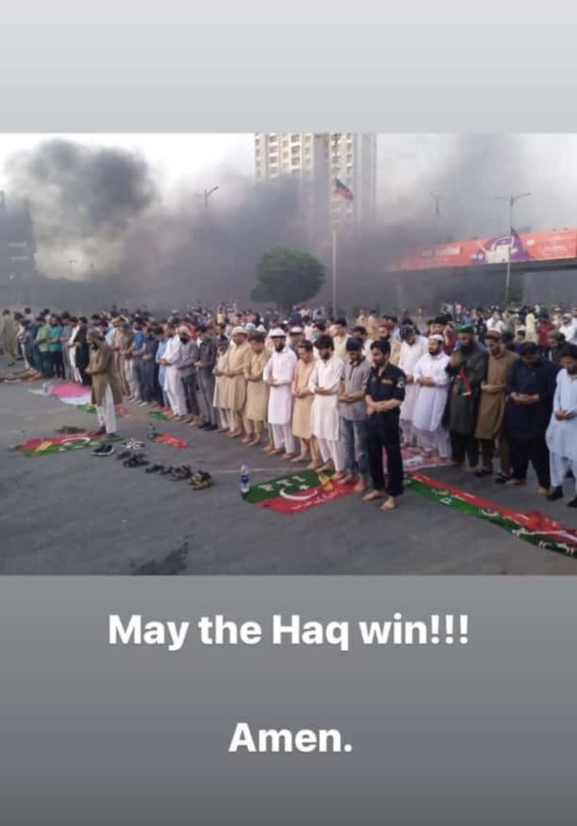 UsmannChoudhry's tweet photo. Ameeeen❤️

  #نکلو_خان_کی_زندگی_بچاؤ
#imran_Khan 
#ImranKhanArrest 
#ImranKhanArrested 
#ImranKhanForPakistan 
#ImranKhanOurRedLine 
#ImranKhanZindabad https://t.co/mYnNDywdWO