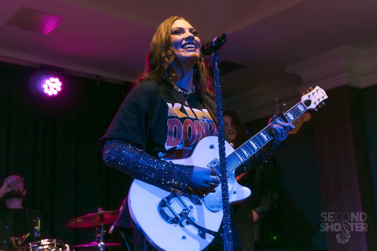 Maggie Andrew ☆ tweet media