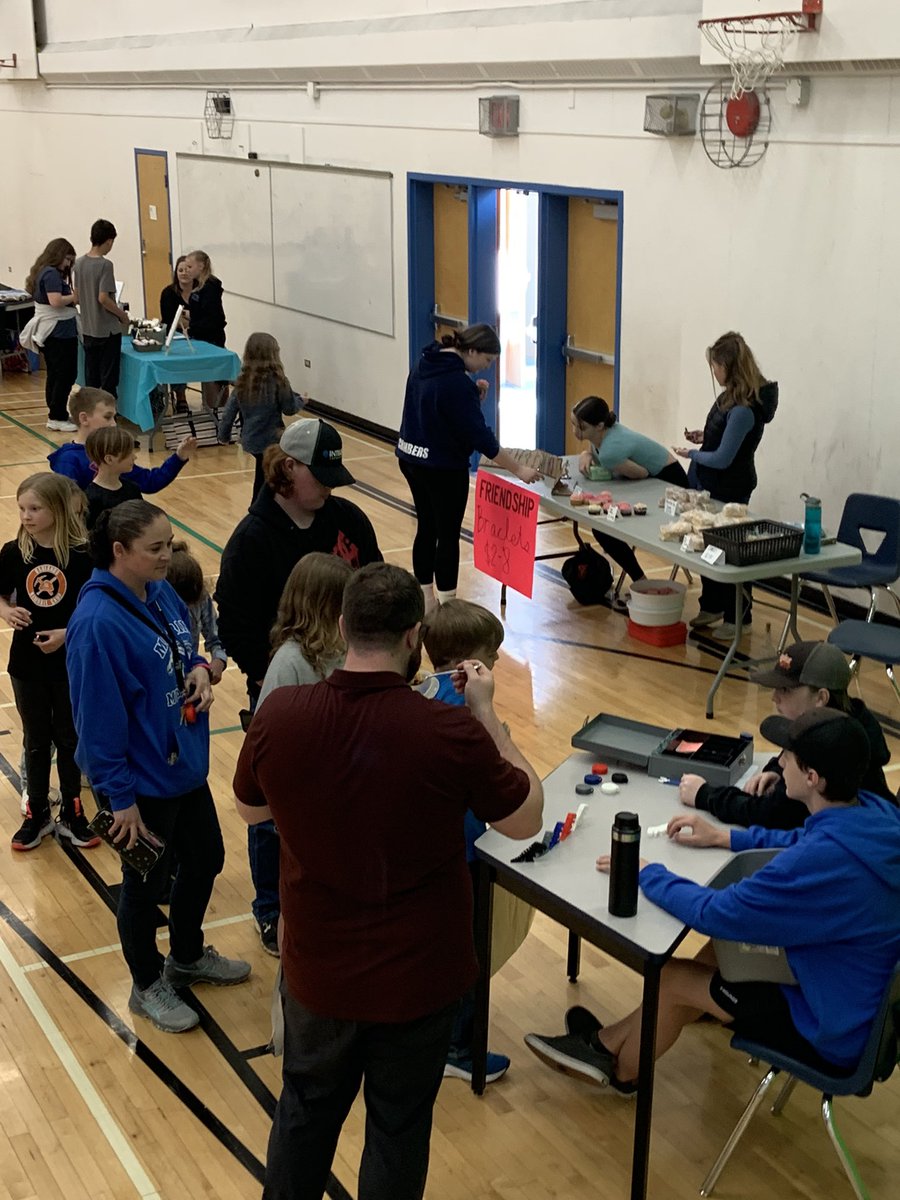 MorSchool tweet media