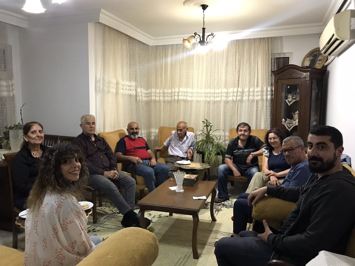 SOL’un sesi mahalle mahalle, sokak sokak, ev ev yayılıyor. ⭐️

📍Pirireis mahallesi ve Güvenevler mahallesinde ev buluşması gerçekleştirdik.