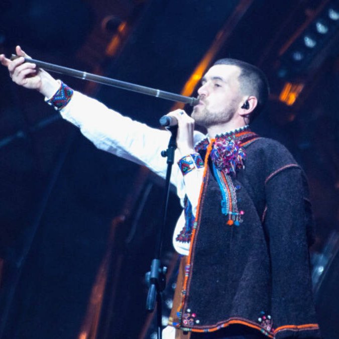 izabella 🇫🇮🇸🇮🇺🇦🇦🇺🇦🇹🇲🇹🇲🇩🇩🇪🇳🇴 on Twitter "the epic flute guy has many