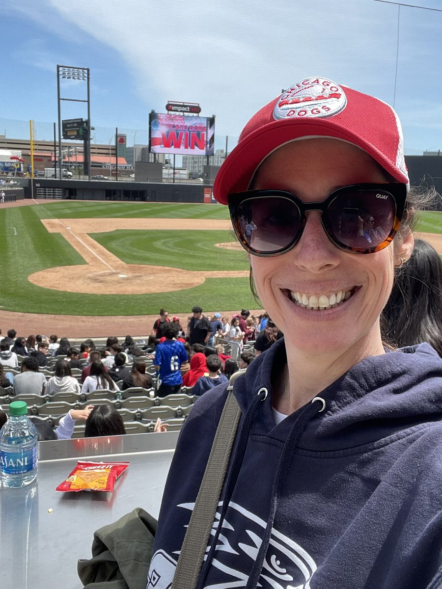 Carrie Gevirtz Stern tweet media