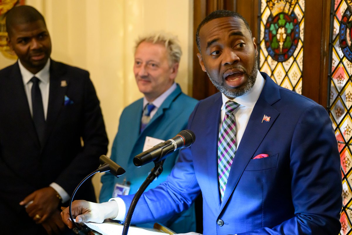 CommonsSpeaker's tweet image. This evening we celebrated an important milestone - the unveiling of the stained-glass windows here in Speaker’s House. They are, and will forever be, tangible reminders of the strong and close links between the UK, The Overseas Territories and Crown Dependencies.
