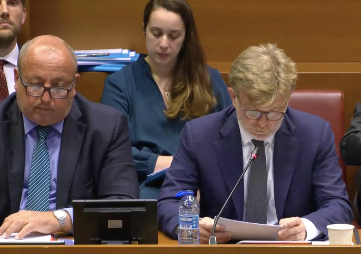 plecamp's tweet photo. 💶🌾Discussion en Commission @AN_Finances sur le budget 2022 du Ministère @Agri_Gouv avec @MFesneau  : 4,67Mds€ de crédits pour accompagner les agriculteurs et répondre aux crises qui ont émaillé 2022 #ANdirect https://t.co/jhbGypsGlz