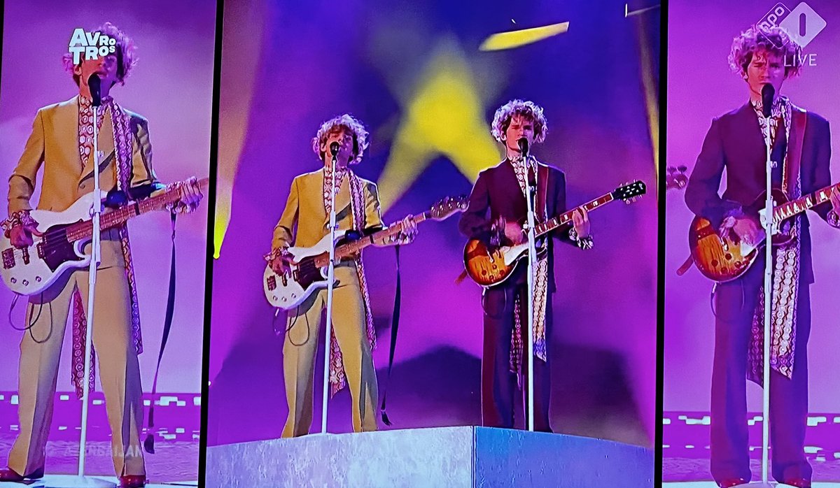 LPACMM's tweet image. Wat in de jaren 60 blouse is dit?!11!1!!1 #Eurovisie #eurovisiesongfestival #EUROVISION #esf2023 #Eurovision2023