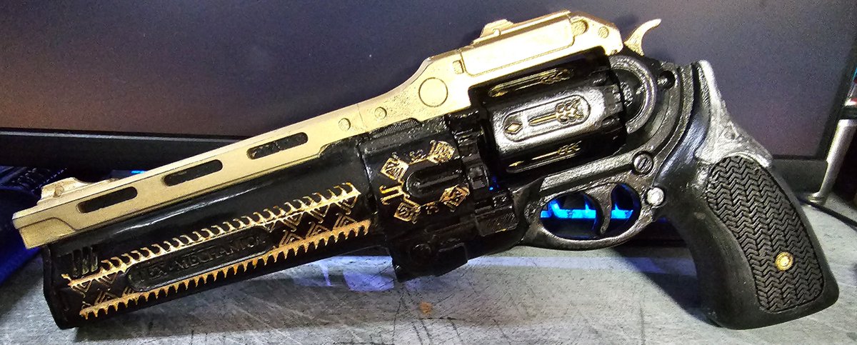 Nephuuuu's tweet photo. Got a msg on discord asking about an old project I had but never finished, realized I never put the WIP on twitter, so here it is, from Destiny II - The Last Word

#Destiny2 #Destiny2Props https://t.co/76ZLMhgmxy