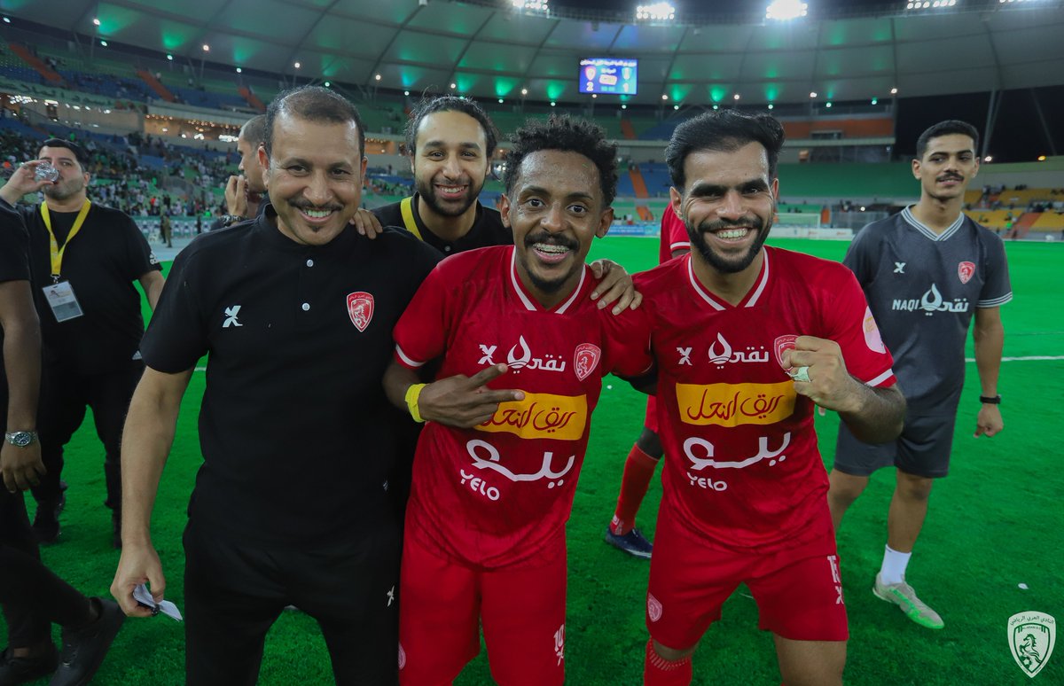 Al_ArabiSC's tweet photo. 📸 ماتحصيه الاعدادي
والوصف والأمثال ❤️🎵

#الأهلي_العربي | #FDL https://t.co/SanTQ8dS8a