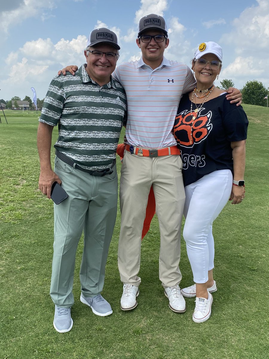 What a great finish to a great season! Norman High is your Boys’ Golf State Champion, and Sebastian Salazar is your individual champion! #FightOn 🐅