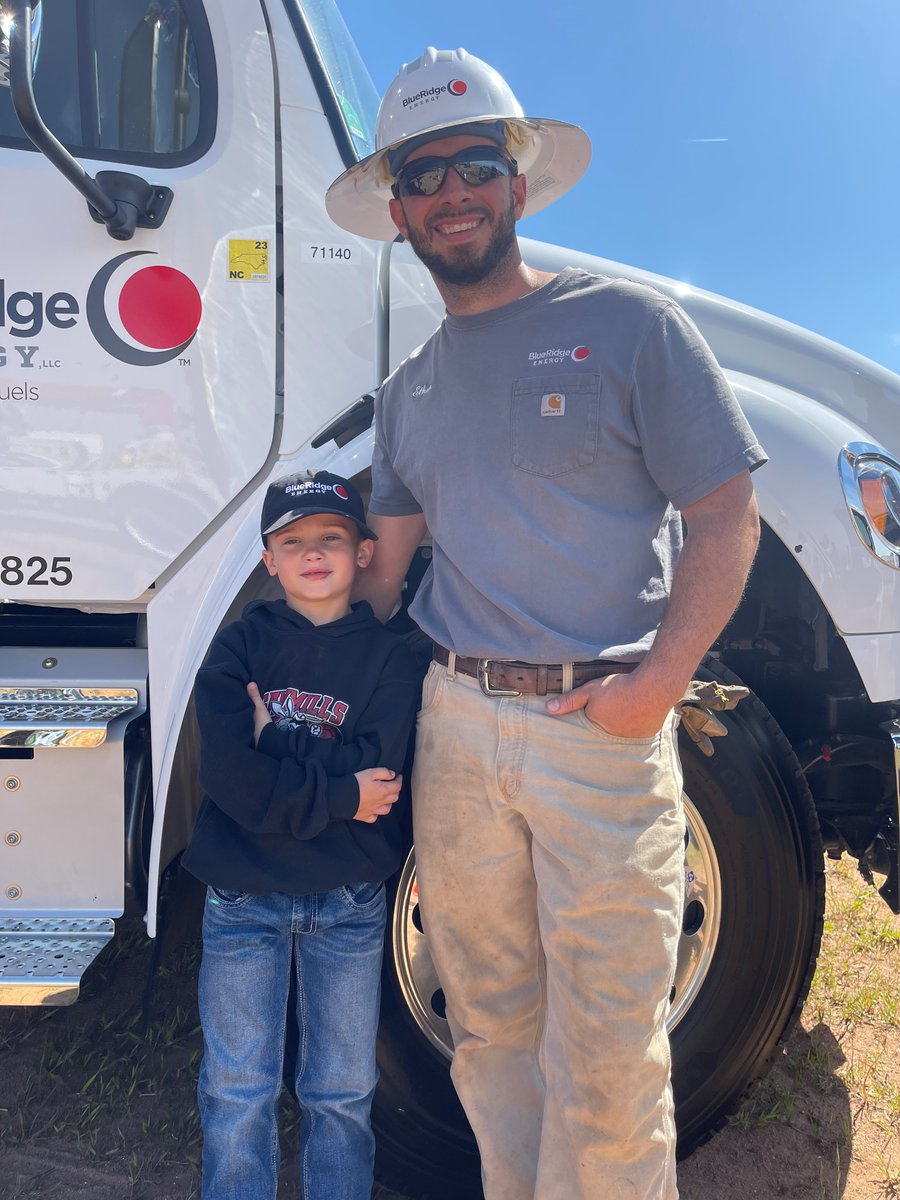 blueridgeemc's tweet image. We had a great time at the Caldwell County Agricultural Expo last week, visiting with students, educating them about Blue Ridge Energy, our operations, and how we fuel and energize our communities! #CommitmenttoCommunity