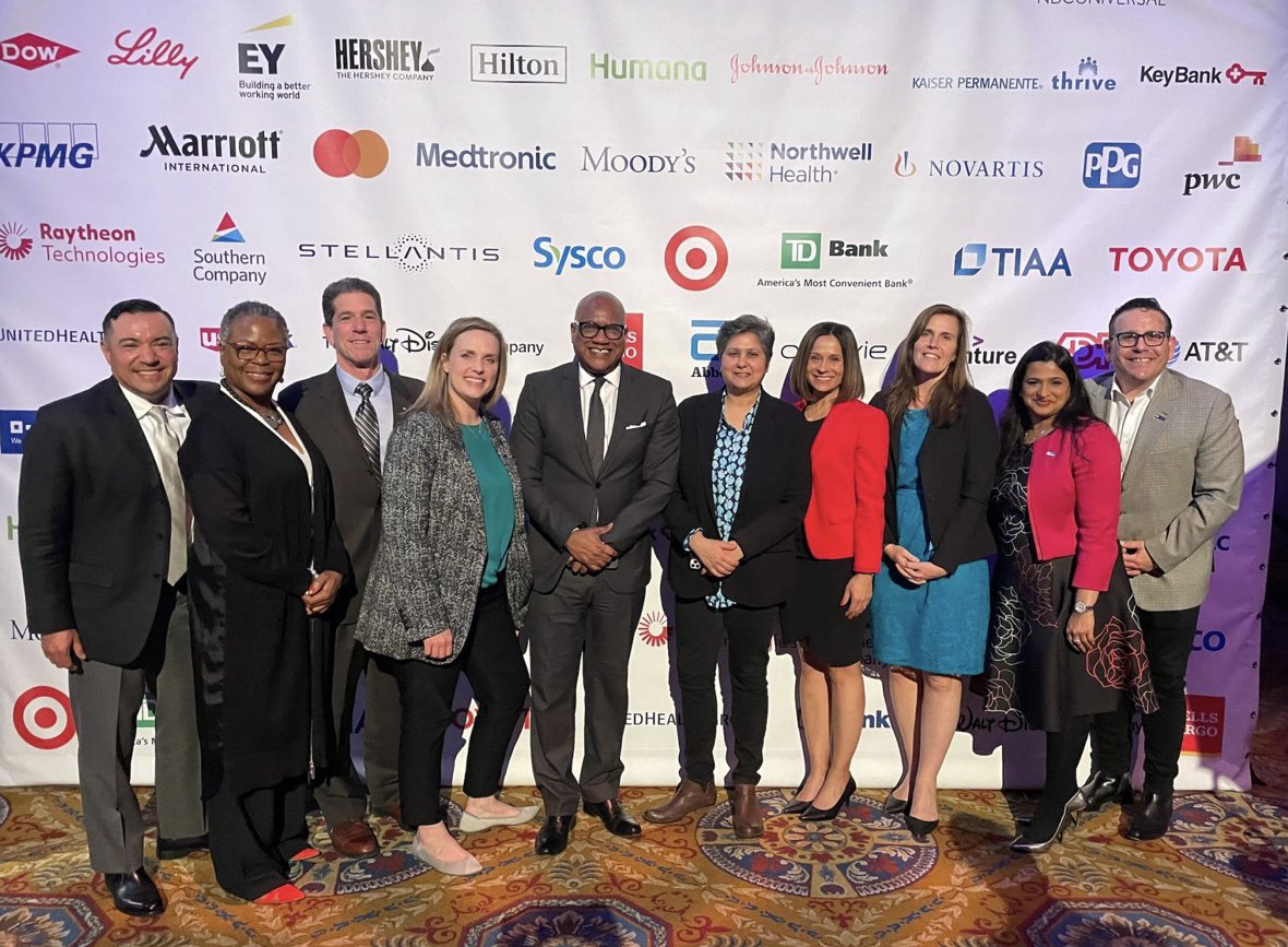 We are honored to have obtained recognition on the @DiversityInc Top 50 CO’s for diversity. For the 5th consecutive year <a href="/usbank/">U.S. Bank</a> climbs the list, up 6 places to #11 on the overall Top 50. 

Congratulations to all the co’s who made the list for your outstanding efforts. #DEI