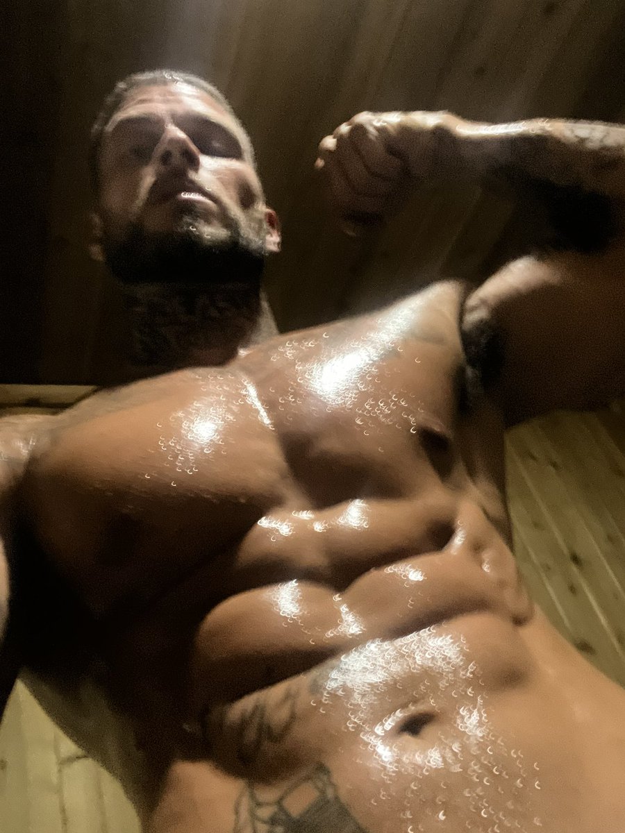 DuilioDaBeast's tweet photo. Your DOM https://t.co/EcRbEpgdH2