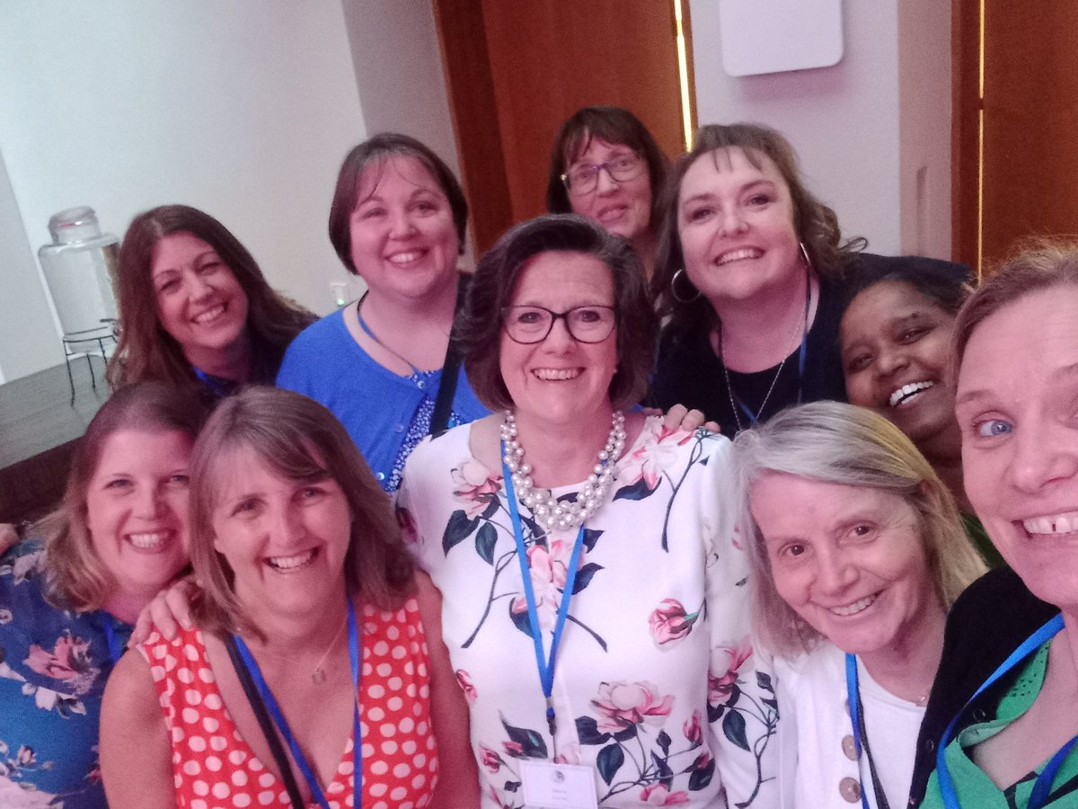 Thank you <a href="/FoNScharity/">FoNS</a> <a href="/BurdettTrust/">Burdett Trust 💙</a> <a href="/MrsBosanquet/">V.Prof Joanne Bosanquet MBE RN FRCN FQICN 🏳️‍🌈</a> @joatfons for a wonderful evening <a href="/nickiwhite324/">NIcola White</a> <a href="/morag_millar/">Morag Millar</a> lovely to see you ladies again - have a fab day tomorrow, sorry I can't be there - RBCS calls 😊😊 #FoNSEvent23