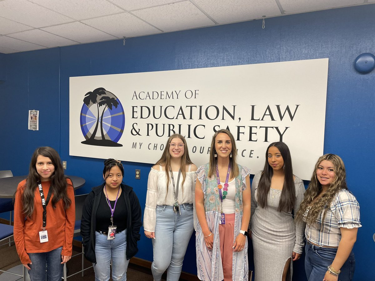 Lauren Schumacher tweet media