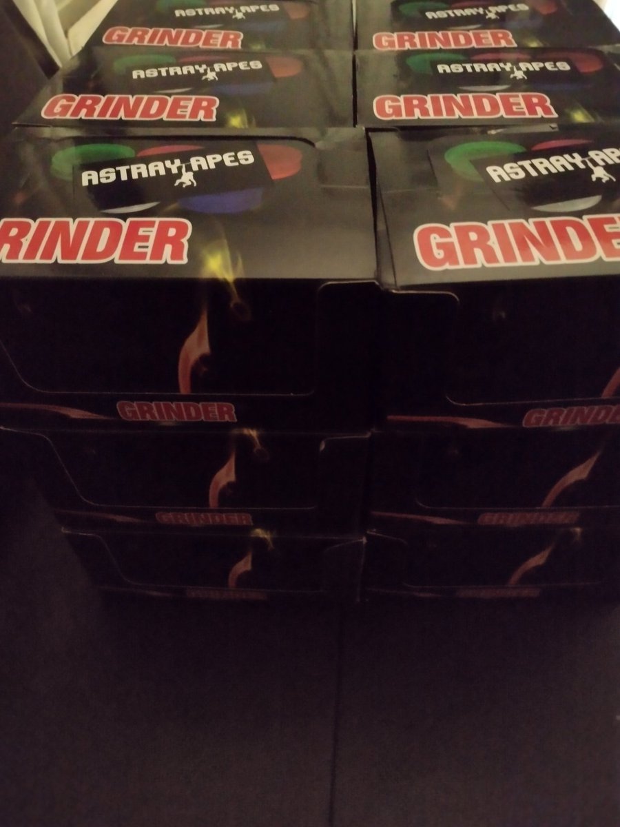 AstrayApes's tweet photo. #Gn fam!!
70 more untill 2k! I think we do some #DropShipping #GiveAways because everyone is doing a #NFTGiveAway
😝😝🤣
.
From what you've seen from the #AstrayMerch what would you like to see as give away gifts?? https://t.co/6F7Mbmllcq