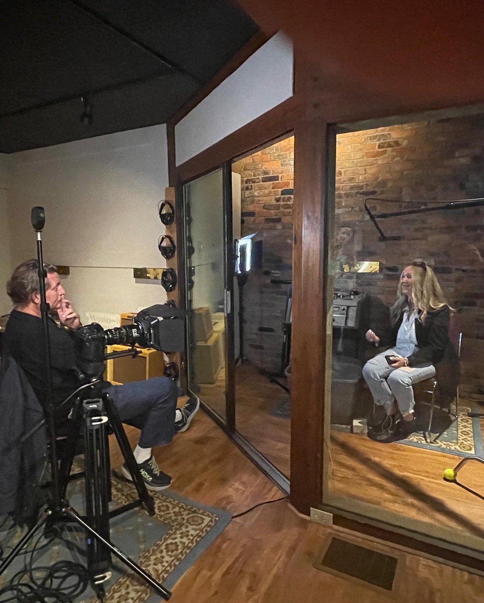 GrantAveStudio's tweet photo. .@alancross stopped by the studio this weekend to interview Leslie Kross (no relation) about her time at CFNY (@the_edge), for @schichter's upcoming documentary on the iconic Toronto radio station. Can’t wait to see it!! https://t.co/OgZcf2H9ht