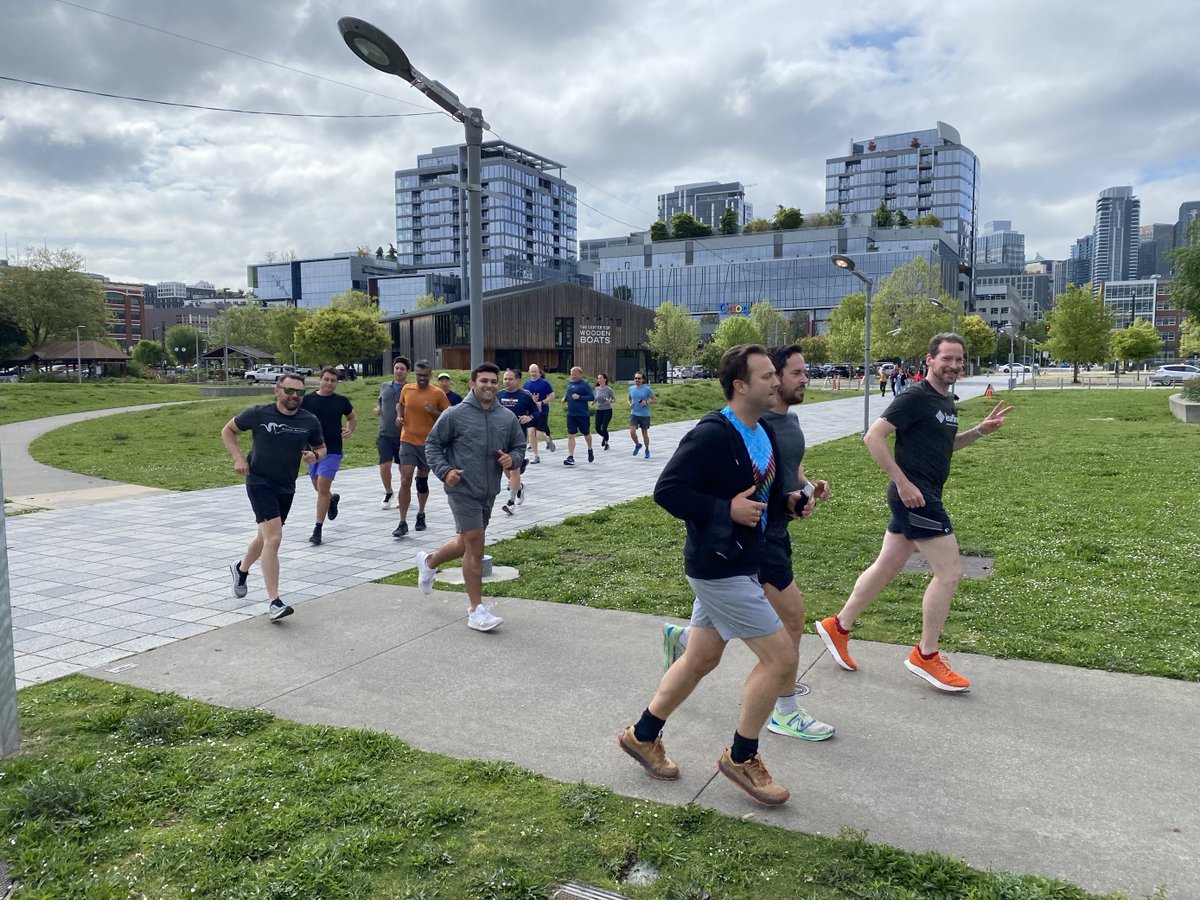 CEBAPower's tweet photo. If you were around the South Lake Union Waterfront this morning, you probably caught CEBA members in the Seattle @REI Run Club! 🏃‍♀️🏃🏃‍♂️Racing into this week of learning at CEBA Connect Spring Summit! #CONNECTatSUMMIT https://t.co/q3UuVi1kB5