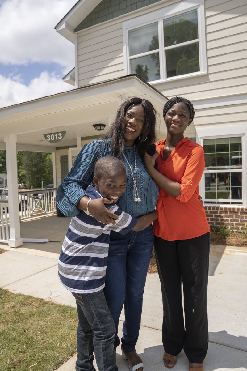 Browns Mill Village just welcomed two #NewHomeowners! Congratulations to Cynthia, Darchelle and the volunteer team from @peachtreepres on this amazing dedication day! #BuiltToThrive