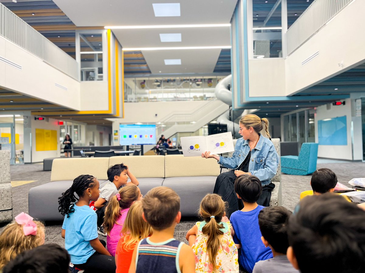 MinettElem's tweet photo. With only a few days left in the school year, our Kindergarten teachers are making the most of every moment! #theminettconnection #fisdmadetoshine #ourfisdstory 📖📚📝📱 @kirkkinder_ @tannerrklein @SusanReasor https://t.co/MCmX4o29ir