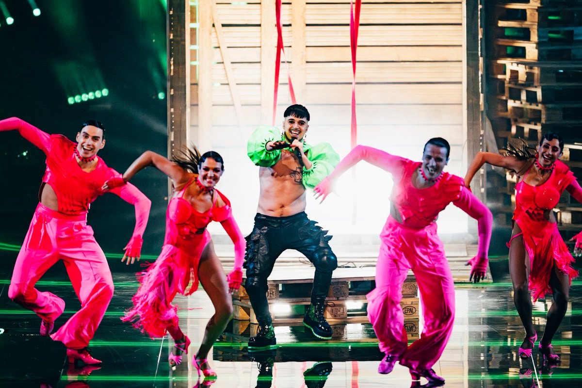 Qui_Cung's tweet photo. Käärijä and the Four Horsemen of the Apocalypse cha cha cha-ing their way to the finals!
#Eurovision2023 https://t.co/uc8snqeX4L