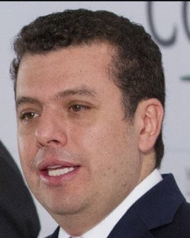 DavidVargasA18's tweet photo. Norma Piña es ministra por Osorio Chong, y Humberto Castillejos de la ex consejería jurídica de Peña Nieto.

Ellos lo propusieron. Humberto Castillejos es ex cuñado de Cárdenas Palomino brazo derecho de García Luna.

Norma viene agarrada de la corrupción y del narcotráfico.
RT👇 https://t.co/3XBZCE57mM