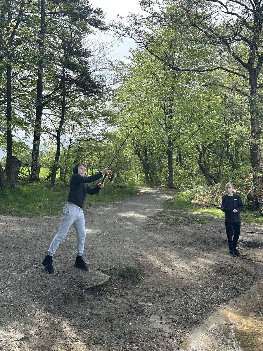 clackscsss's tweet photo. SWAP group had a fantastic afternoon at the Damm practicing there fishing skills ahead of a visit to a fishery next week #Teamcsss #Widerachievement π£π @claxyouthvoice https://t.co/vju3U9sgNn