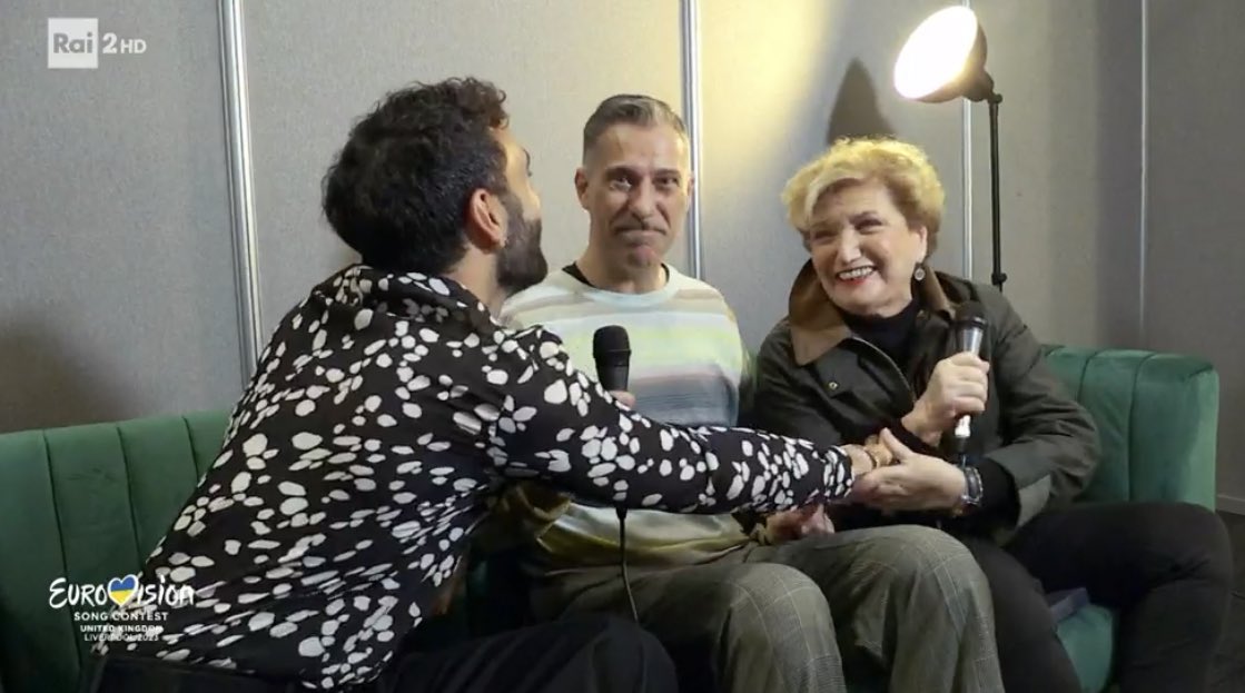 Cinguetterai's tweet photo. L’affetto che c’è tra Marco Mengoni e Mara Maionchi ❤️

#XFactor torna a battere sul Dueeeee

#Eurovision #Eurovision2023 #ESCITA #ESC2023 #MarcoMengoni https://t.co/aEig7OktzV