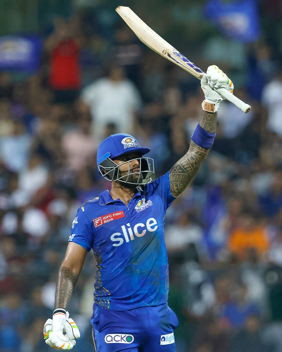 pashine1's tweet photo. It's always special to watch @sachin_rt,  @msdhoni, @imVkohli. Also, when they come to bat, it feels more pleasure to see them.

Started observing a Similar thing for @surya_14kumar as well. 

Just wish to see the same as long as possible 🇮🇳🏏

Truly best cricketers.. https://t.co/ZjeZM0B387