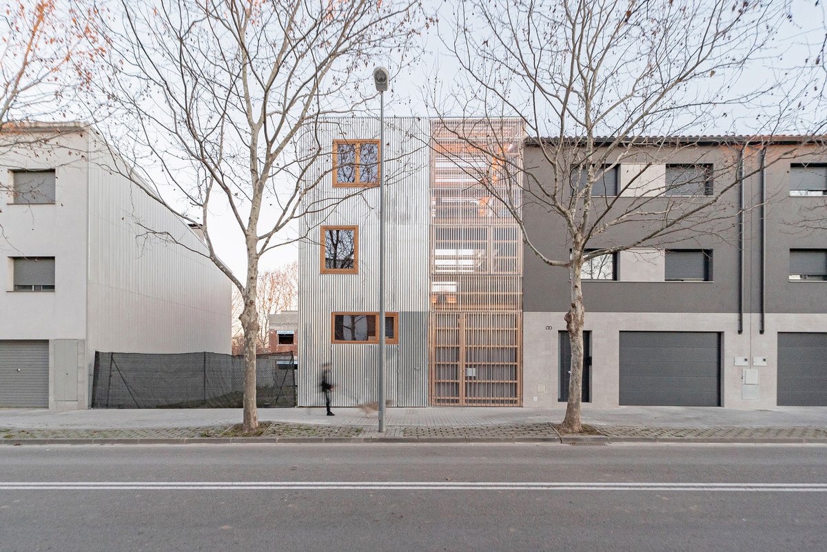 Casa 0006 / taller11 #España #Arquitectura #ViviendaSocial