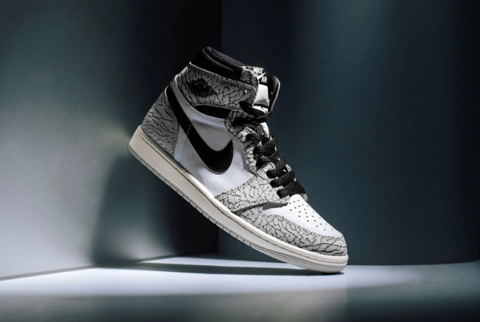 Air Jordan 1 Retro High OG White Cement Grey / 9