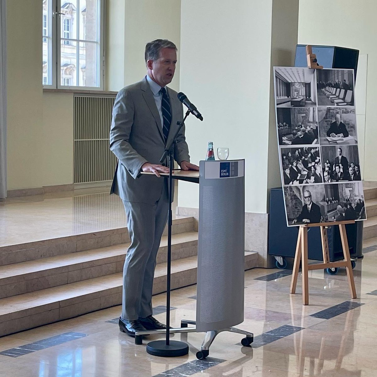The Bush Foundation is excited to be in Berlin this week celebrating President Bush’s contributions to German reunification. Today, we joined @esmtberlin to dedicate the President George H.W. Bush Reunification Suite, which will soon become a place for entrepreneurial education.