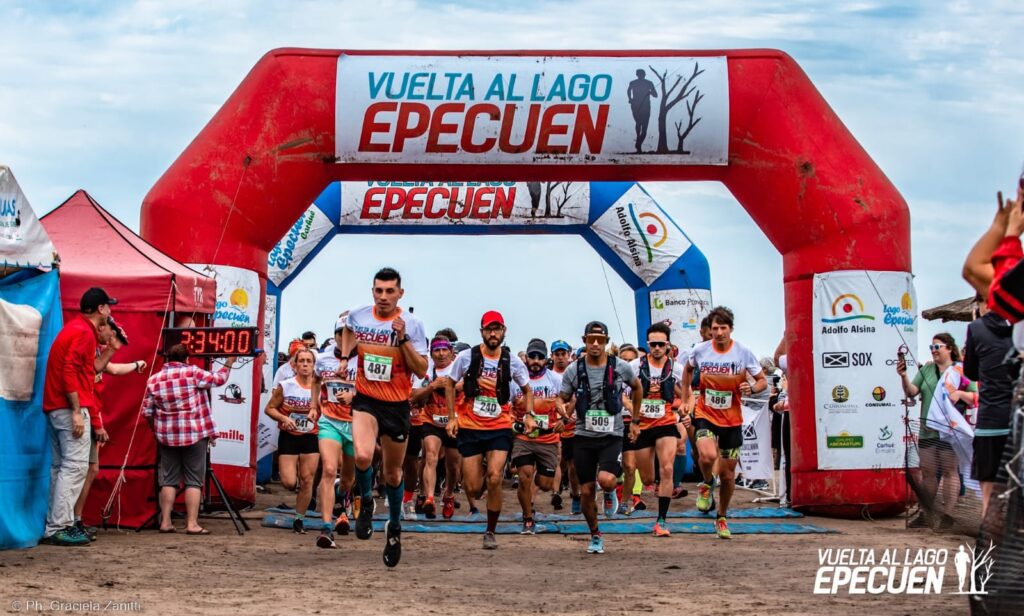 DiarioDeRivera's tweet photo. Vuelta al @Lago_Epecuen : descuento del 50% para deportistas Alsinenses 
 ☛Si sos de #AdolfoAlsina y querés participar de la Vuelta al Lago Epecuén podés acceder a un 50% de descuento.  https://t.co/IM3jTDKJwm https://t.co/XVziaRYKAf