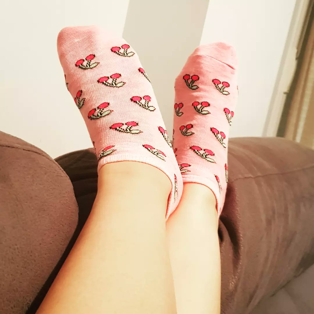 SockenJulia's tweet image. Na wem gefallen meine neuen süßen Socken?
#sockenverkauf #schmutzigesocken #getragenesocken #stinkysocks #socken #socks #sneakersocken #fußfotos #fußmodel #füße #füsse #feets #feetmodel #sexywomen #smellysocks #getragenewäsche #wäscheverkauf