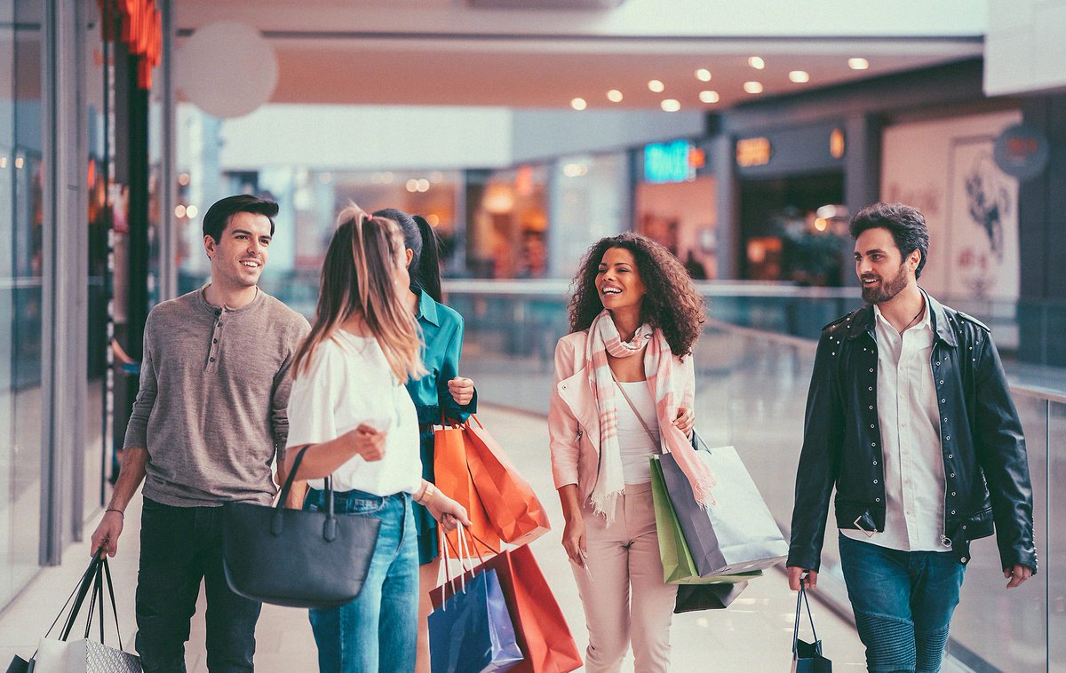 AliaAlMonla's tweet image. This season Summer 23, it’s not about buying-buying-buying…
#CMBarabia #colourmebeautiful #makeover #imageconsultant ￼ #Beirut #dubai #AbuDhabi #الامارات #sharjah #البحرين #السعودية #SaudiArabia #Riyadh #jeddah #Egypt #Jordan #Quatar