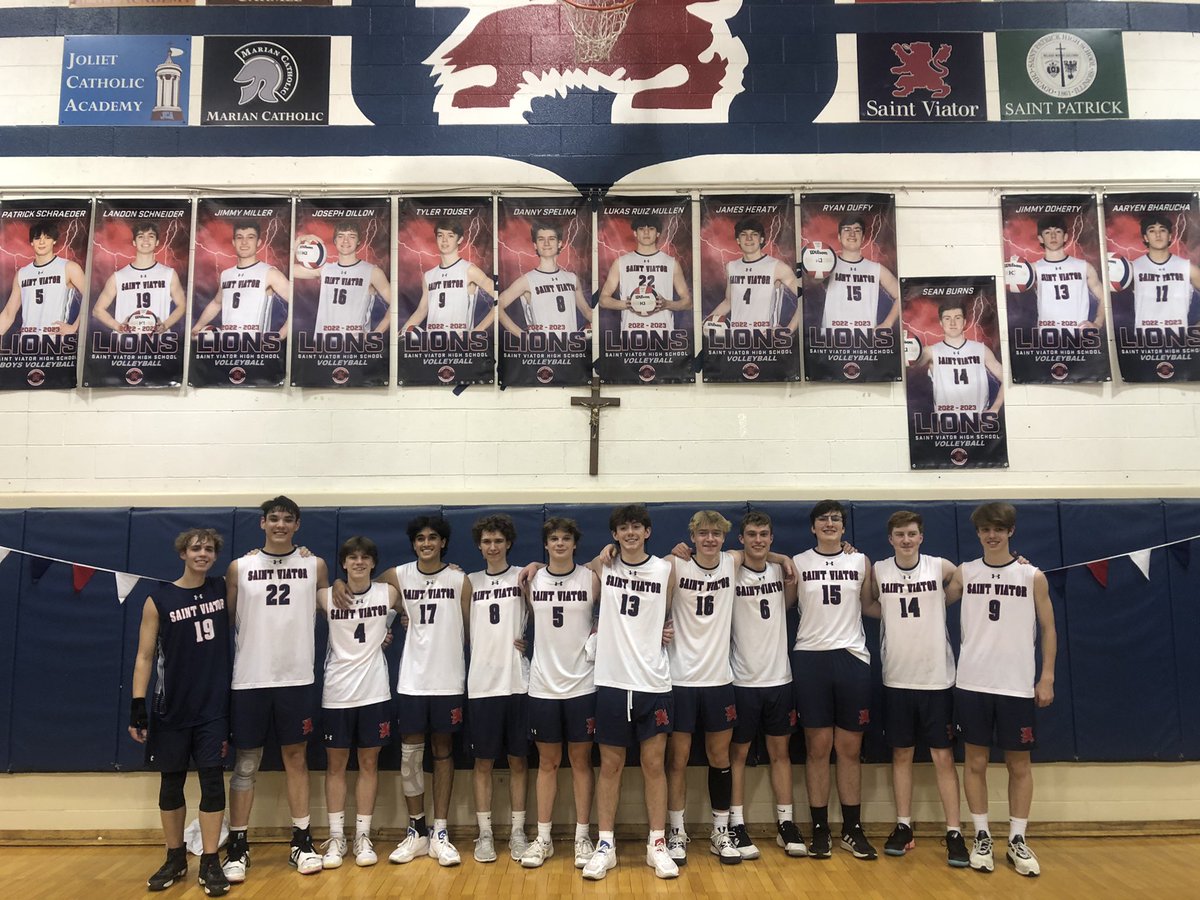 LIONS WIN ON SENIOR NIGHT!!! Lions def. St Pats in 3 sets 19-25 25-20 25-19💥It was a fun night celebrating our Seniors and a great way for these guys to go out in their final home match! We are super proud of all 12 of you! CONGRATS BOYS👏