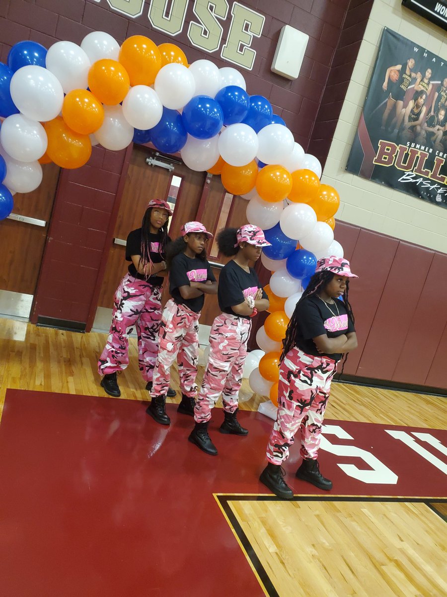 WMS_Rosebuds's tweet photo. What a way for @HumbleISD_WMS Rosebuds to end the year, with our last performance at Battle of The Beltway! Thank you @ACE_WatchDOGS for inviting us out tonight. https://t.co/tIz7WHVw0A