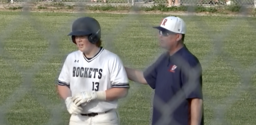 Springfield High and Rochester baseball battled in a pitchers duel between Jack Swaney and Ryne Crum. 

Check out the highlights before they meet this afternoon at Robin Roberts:
channel1450.com/2023/05/09/cru…