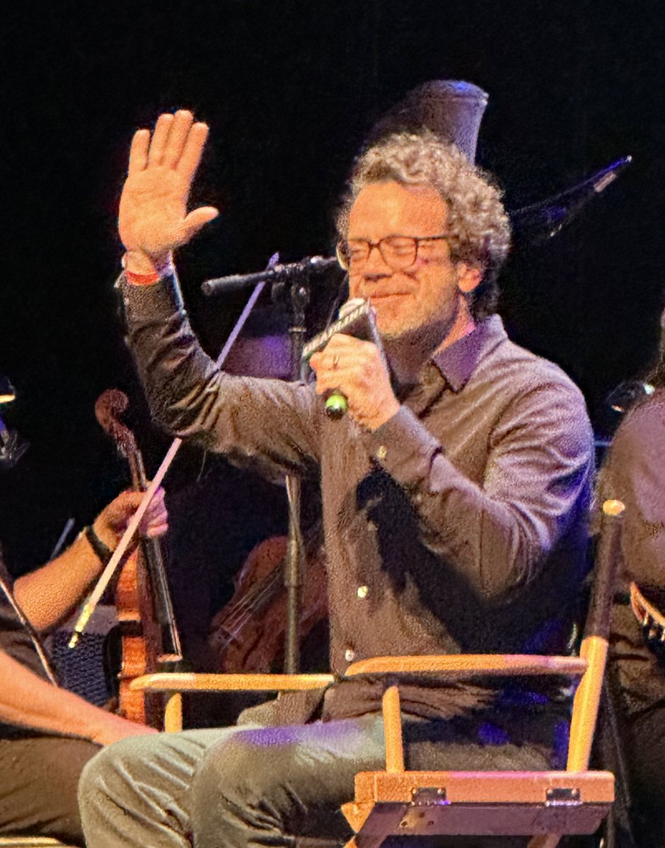 YaleinHollywood's tweet photo. Yalie composer Christophe Beck @CBeckOfficial discusses working with fellow Yalie Bobby Lopez on Hulu's Up Here show at @DEADLINE #soundandscreen concert at UCLA. #deadlinesoundandscreen
#yalealumni https://t.co/Ntrye96yLN