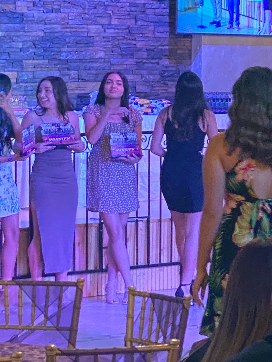 Coach Velazquez tweet media