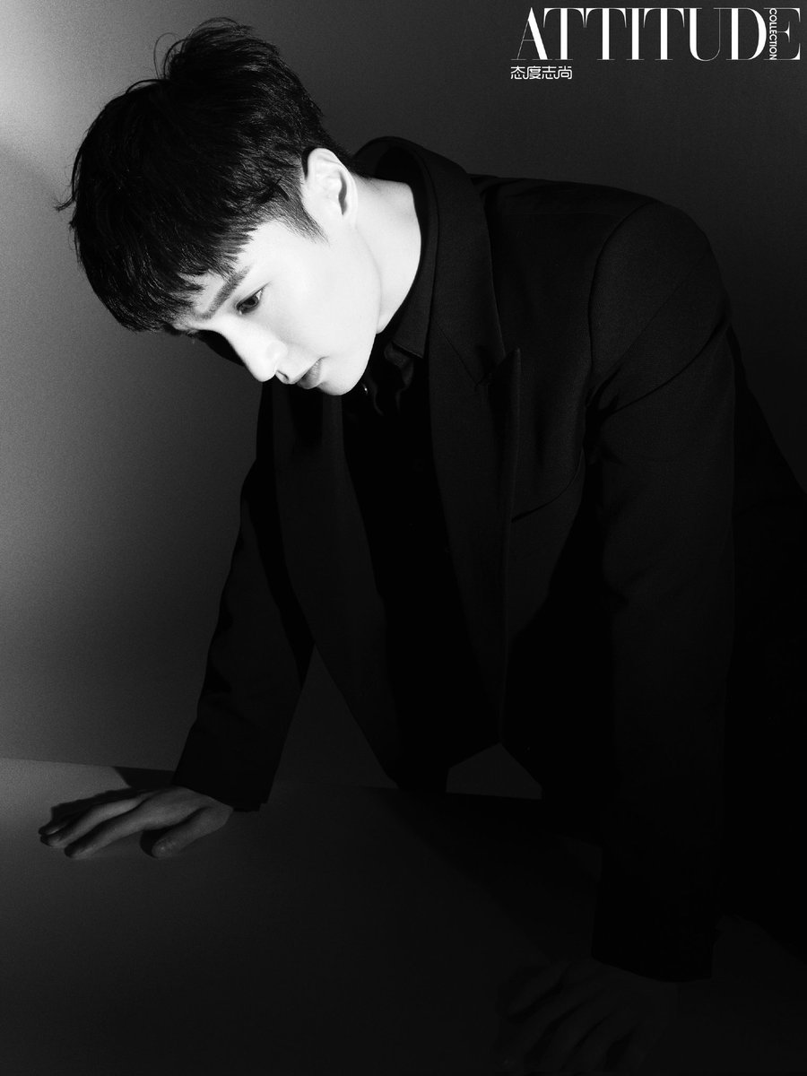 laythailand_'s tweet photo. [!]230510 L'OFFICIEL HOMMES weibo

@layzhang

#ATTITUDECOLLECTION 

#Lay #LayZhangThailand #อี้ชิง #张艺兴 https://t.co/UNTQanNQFg
