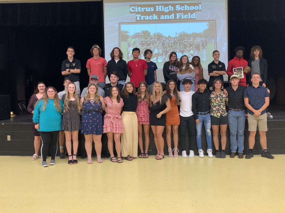 ACoopDawg's tweet photo. Wrapped up our Track Season tonight! Special shout out to our seniors. Thanks for letting us be part of the journey 💕 #onehurricane @CHSCanes @Citrus_Canes https://t.co/61xQ2gRRNT