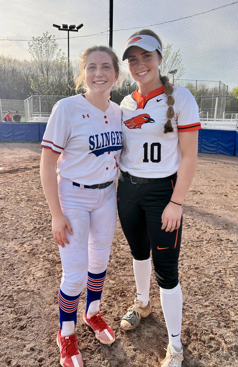 18uVeloFans's tweet photo. ☀️ Is it summer yet? Can’t wait to get back on the same team! #VELOfam @brookevoss2023 @Abby_weiterman https://t.co/PdXLG2nZng