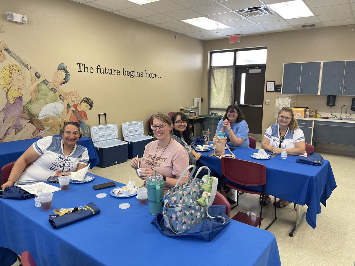 Bonneville Elementary (@bonnevilleelem1) on Twitter photo Thank you Big Bad Wolf BBQ and Brew for spoiling our teachers and staff with lunch today. We truly appreciate your support! <a href="/BigBadWolfBBQ/">Big Bad Wolf</a> <a href="/NStevens_ocps/">Retired Principal Stevens</a> <a href="/OcpsEast/">OCPS East</a> <a href="/ucfalum/">Angie Gallo</a> #TeacherAppreciationWeek2023 Thank you Big Bad Wolf BBQ and Brew for spoiling our teachers and staff with lunch today. We truly appreciate your support! <a href="/BigBadWolfBBQ/">Big Bad Wolf</a> <a href="/NStevens_ocps/">Retired Principal Stevens</a> <a href="/OcpsEast/">OCPS East</a> <a href="/ucfalum/">Angie Gallo</a> #TeacherAppreciationWeek2023